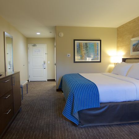 Holiday Inn Express Fargo Sw I94 Medical Center, An Ihg Hotel Εξωτερικό φωτογραφία