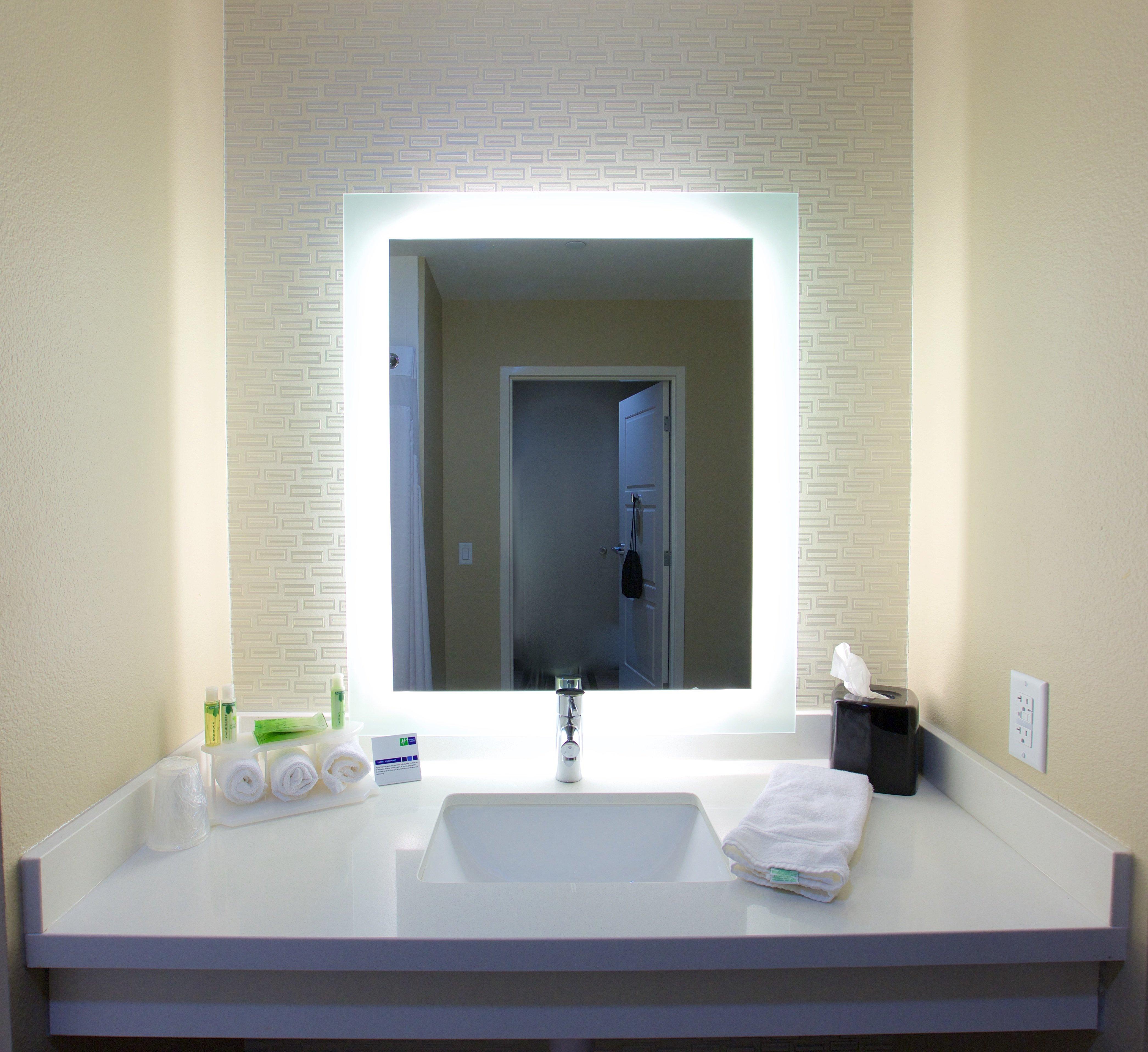 Holiday Inn Express Fargo Sw I94 Medical Center, An Ihg Hotel Εξωτερικό φωτογραφία