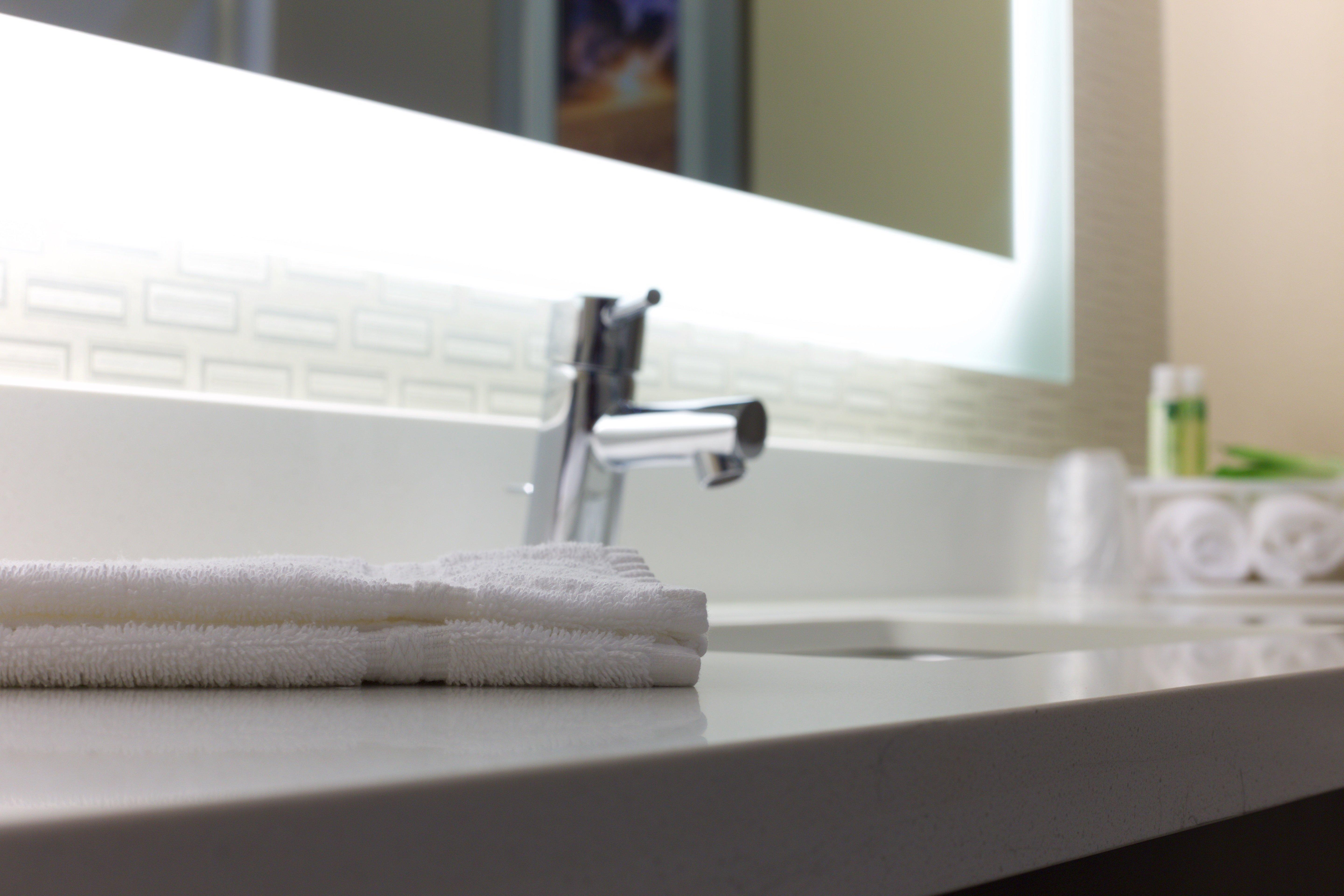 Holiday Inn Express Fargo Sw I94 Medical Center, An Ihg Hotel Εξωτερικό φωτογραφία