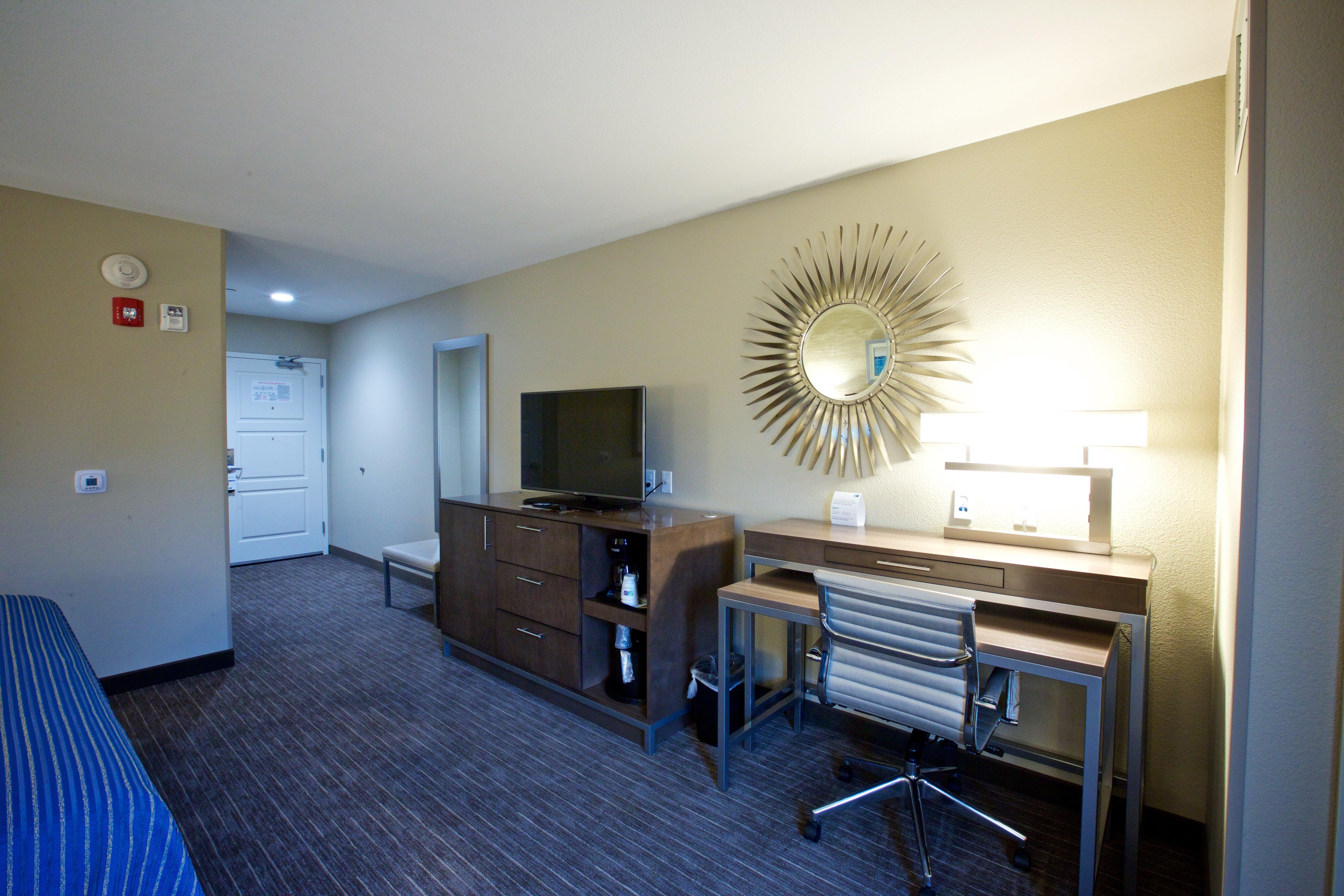 Holiday Inn Express Fargo Sw I94 Medical Center, An Ihg Hotel Εξωτερικό φωτογραφία
