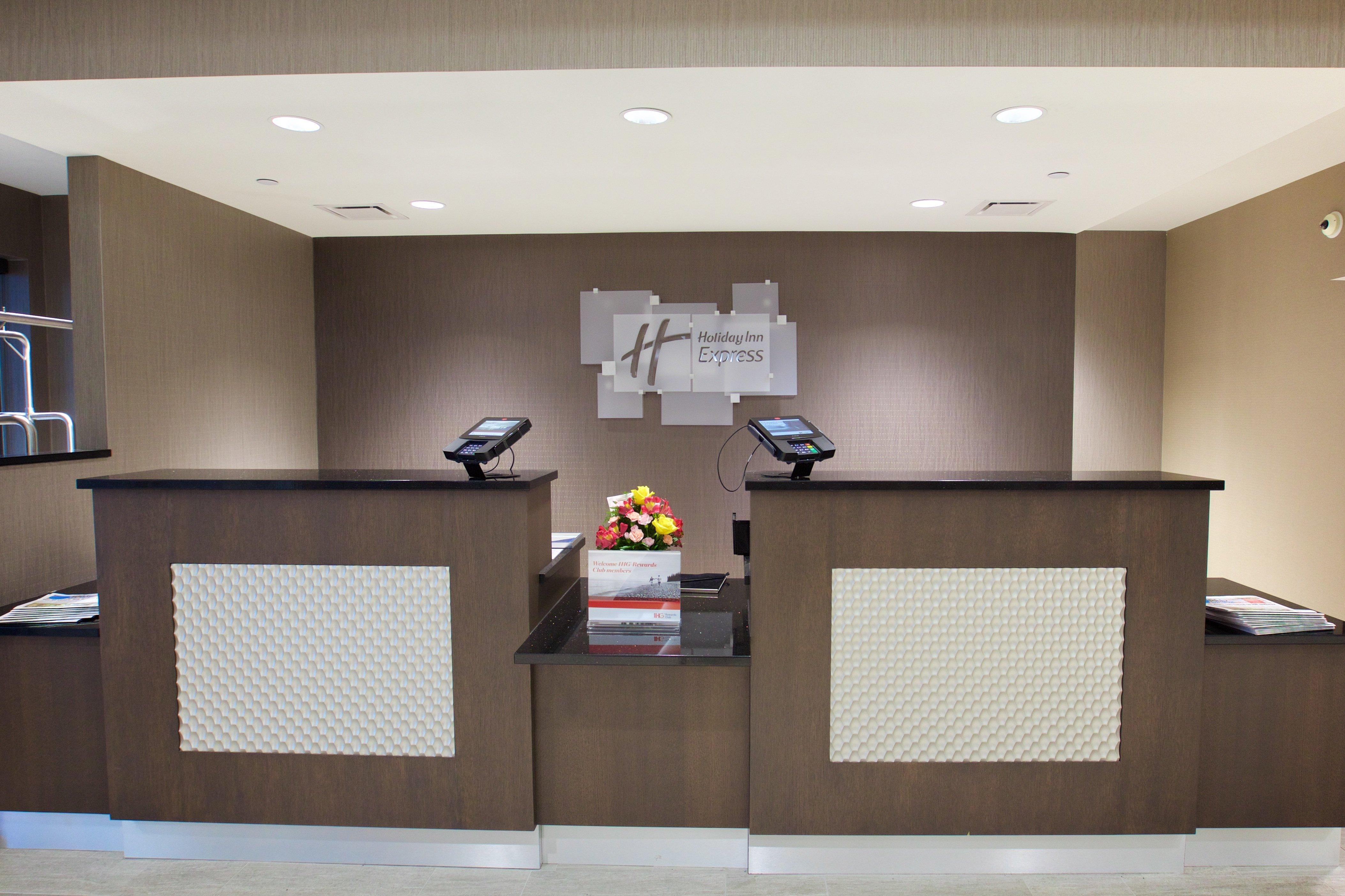 Holiday Inn Express Fargo Sw I94 Medical Center, An Ihg Hotel Εξωτερικό φωτογραφία